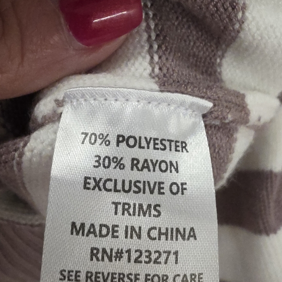 Stella Tweed Striped Off-Shoulder Sweater - Brown and White Size 1X Like New - Picture 4 of 8